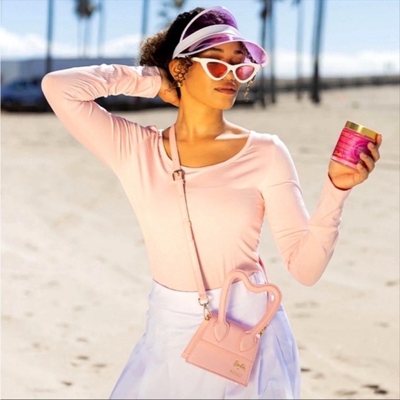 Truly x Barbie Dream Mini Purse Limited Edition - Picture 3 of 6